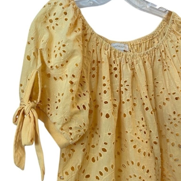Cynthia Rowley Women's Yellow Eyelet Off-Shoulder Blouse Size M - Picture 3 of 7